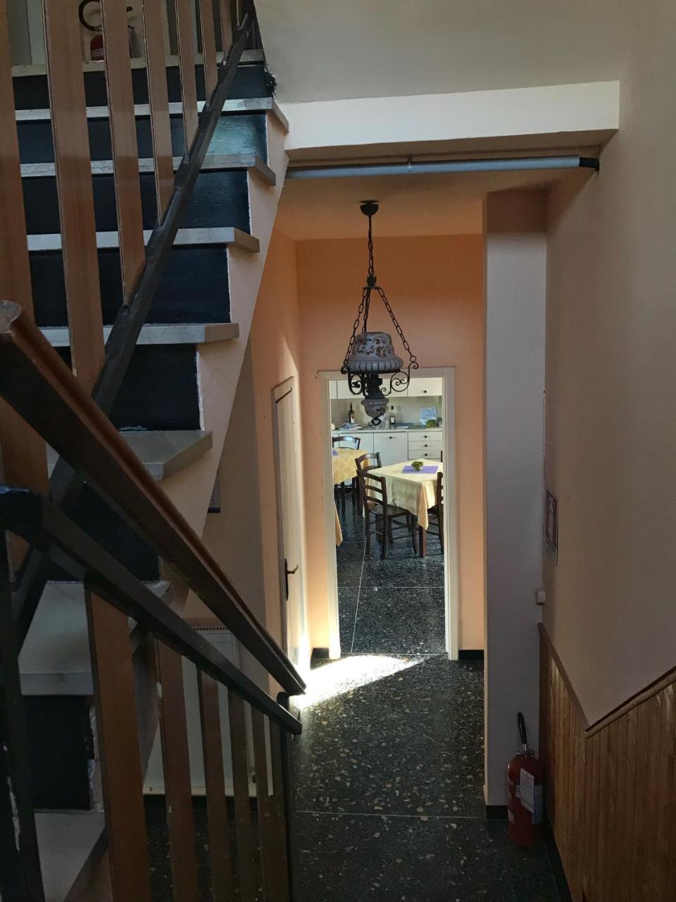 Albergo Delfino San Pietro d'Olba Eksteriør billede